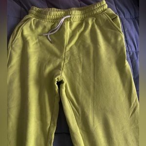 Like green forever 21 sweatpants